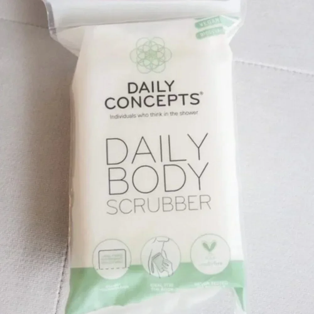 DAILY CONCEPTS Daily Body Scrubber (BRAND NEW & SEALED‎ IN PACKAGE!)